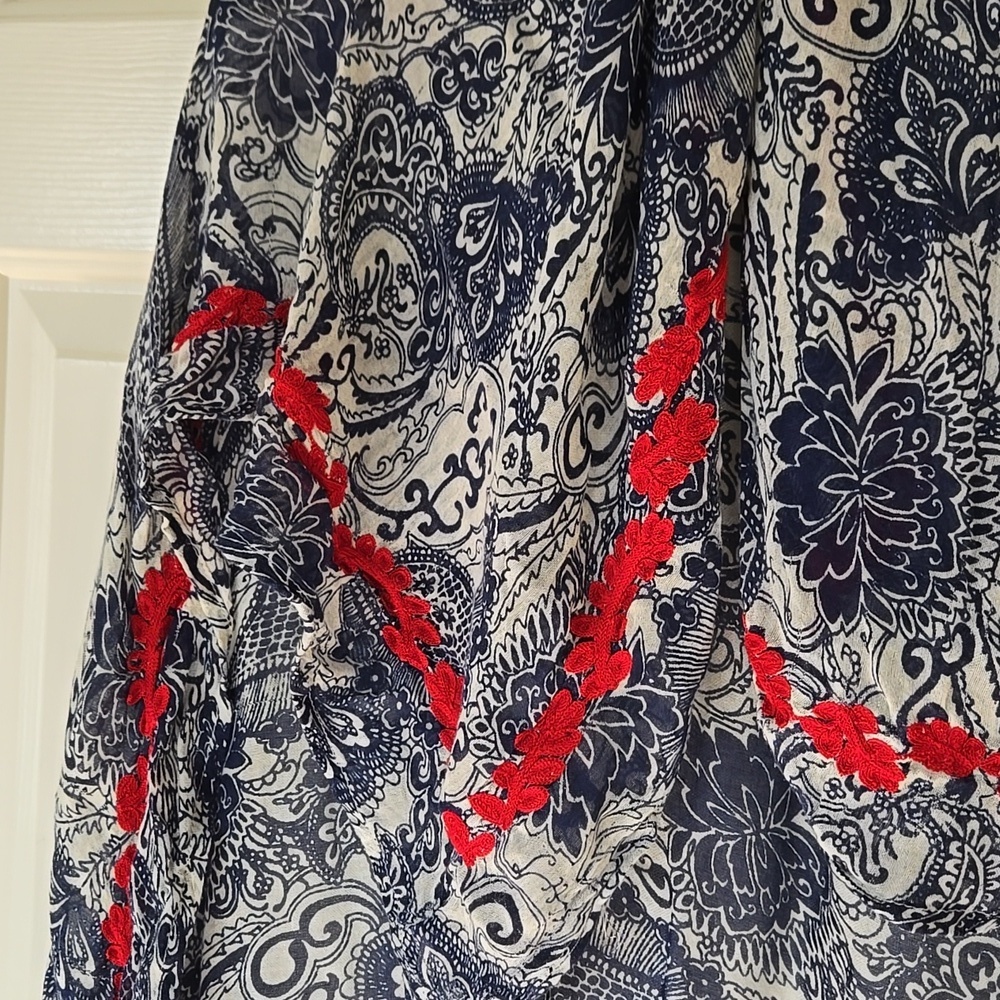 Lucky Brand Navy and Cream Scarf - Picture 2 of 13
